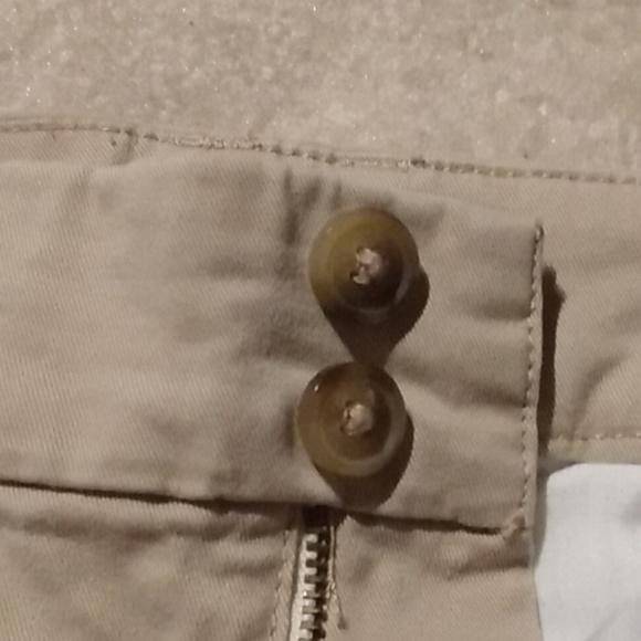 Shorts - Picture 3 of 6